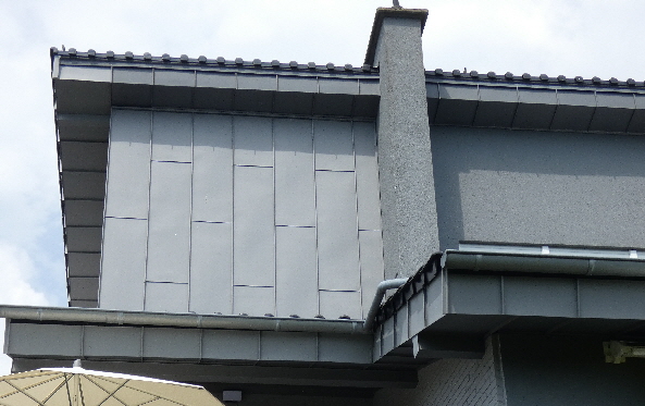 Zinkfassade Spiegeldeckung